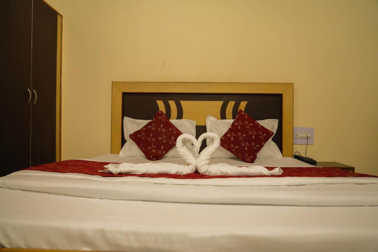 מנאלי Hotel Grass Land מראה חיצוני תמונה
